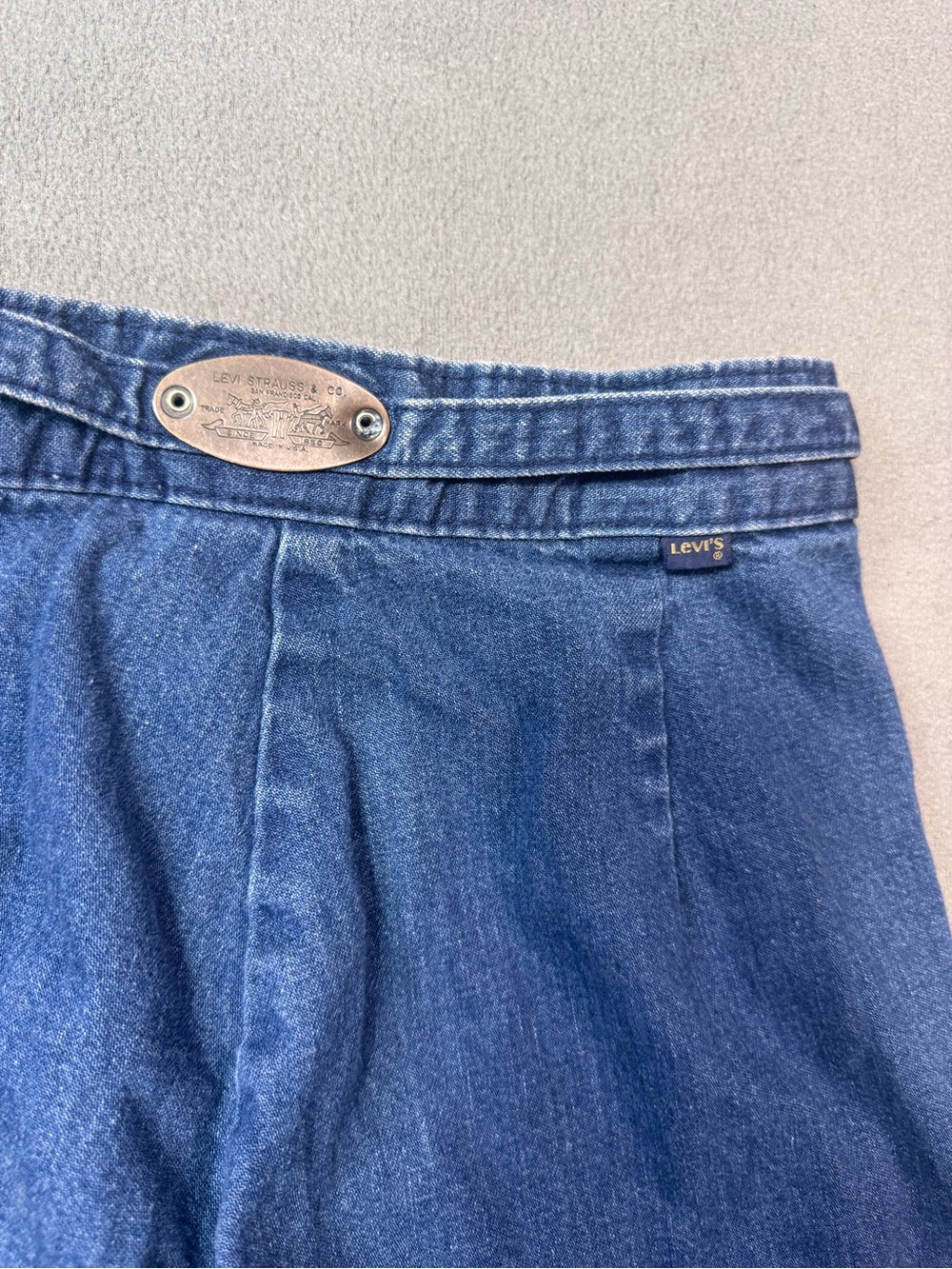 Vintage 1970’s Levi’s, Metal Oval Blue Tab, Wide Leg Hippie Jeans, size 24 / 0